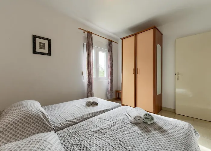 Fuer 5 Personen Mit Privatsphaere