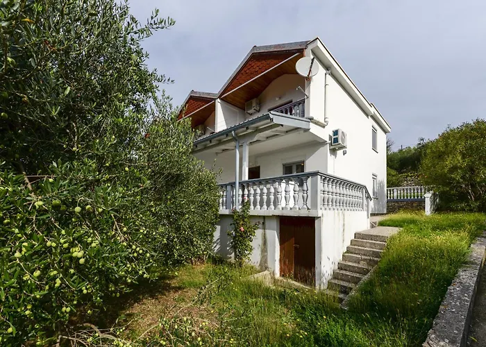 Apartmán Fuer 5 Personen Mit Privatsphaere *